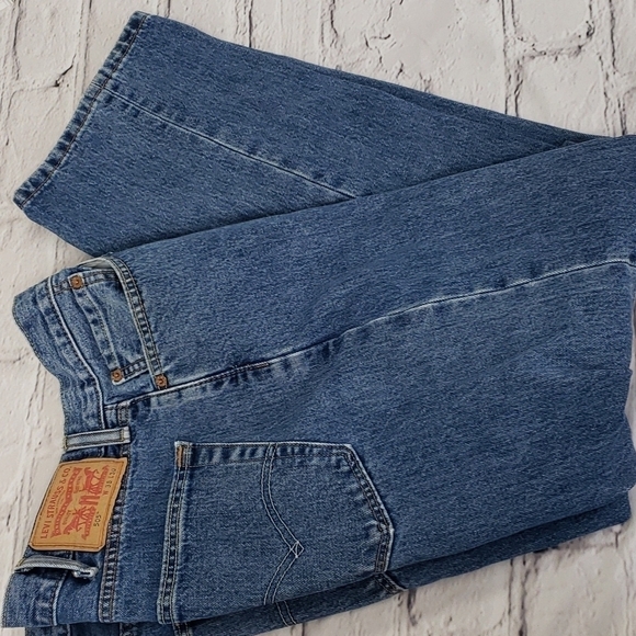 Levi's 505 38x29.5 100% Cotton High Waist Straight Leg Med Wash VGUC see pics - Picture 1 of 13